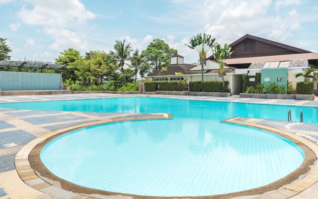 The Emerald Harbor Rayong by Favstay