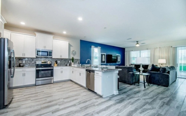 9040sd - 8 Bedroom Villa by Redawning