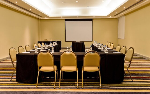 Pullman Rj São Conrado (Under Renovation)