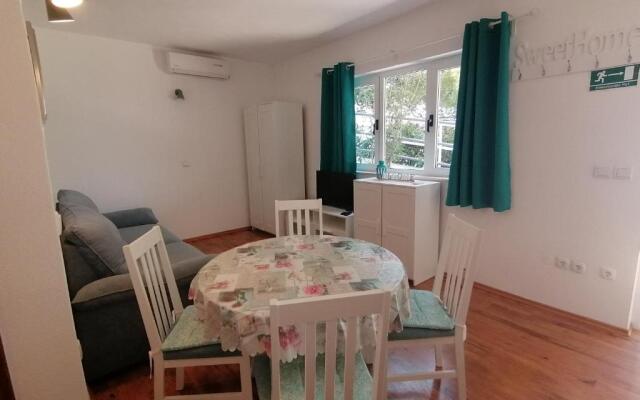 Apartmani Mares - 20 m from the beach