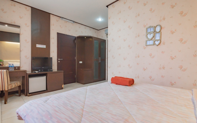 Rizh Hotel