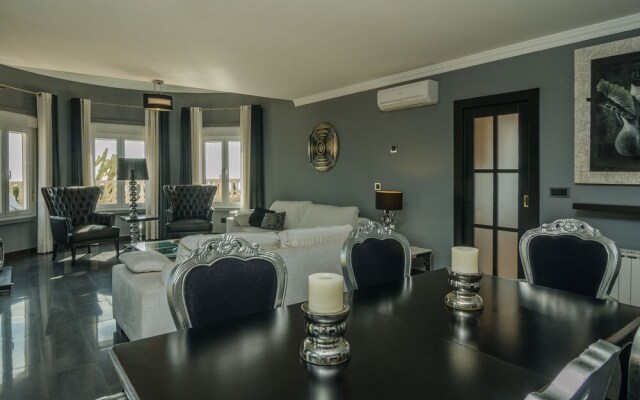 Luxury Villa With Private Swimming Pool in Moraira