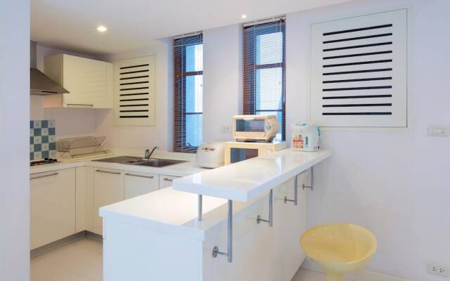 Baan LonSai Beachfront Condominium