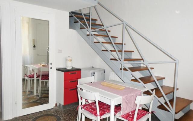 Centralissimo appartamento su due livelli "2"