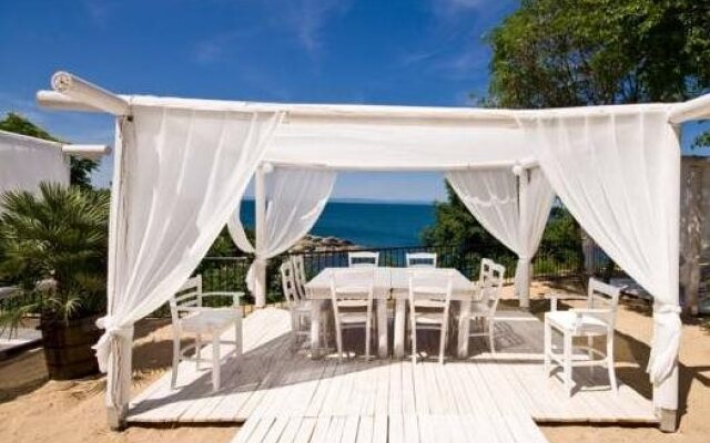 Paradise Bay Hotel