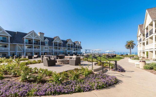 Carlsbad Inn Beach Resort