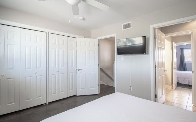 Oak Shores