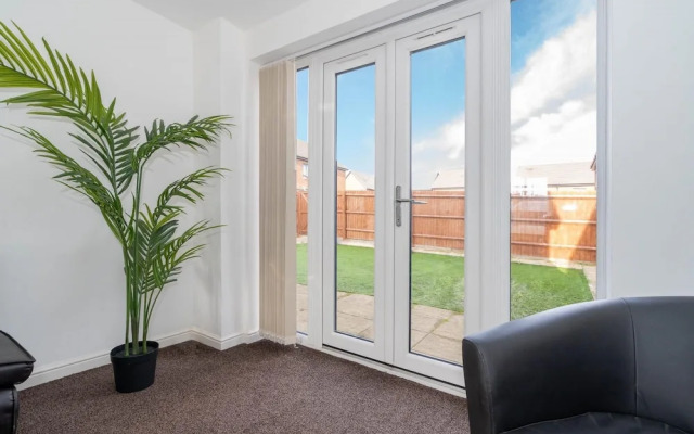 Modern West Midlands Family Home With Garden