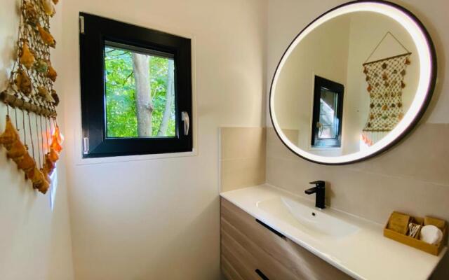 Suite Cupidon- Domaine des trois châteaux