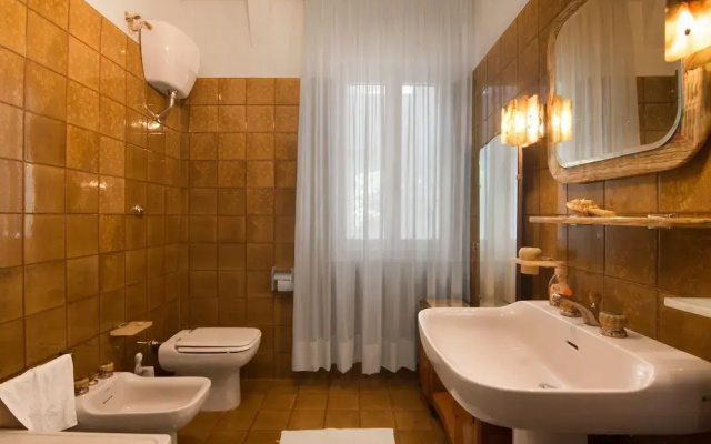 Apartment in Marche Near Lame Rosse