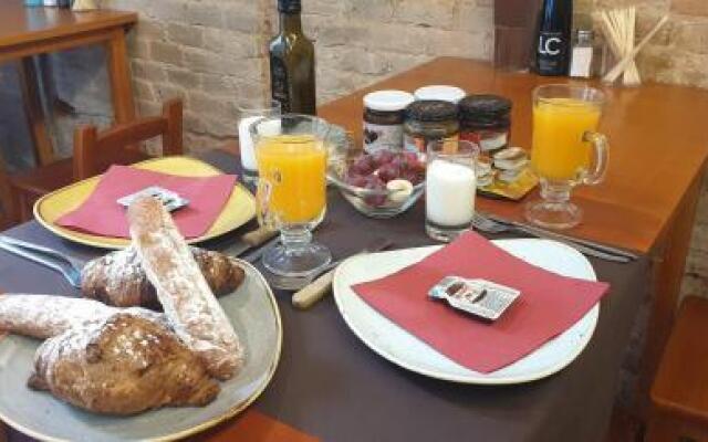 Hotel Hostal Chic