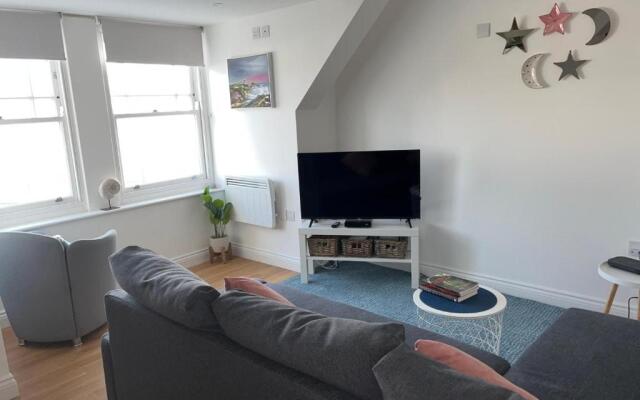 Apartment - Centre of Swanage Stunning Sea Views