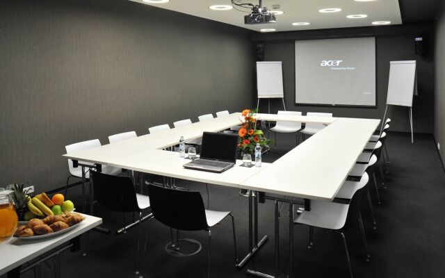 Metropol Design Hotel Old Town