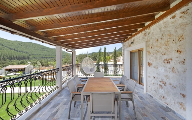 Kairos Hotel
