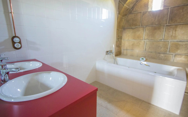 Monasterio y Pensión de Moraime