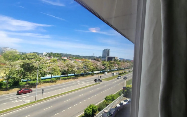 OYO 564 Y Hotel