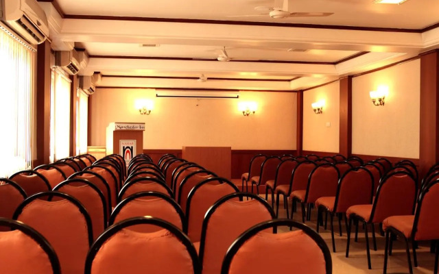 Nahar Manchester Inn