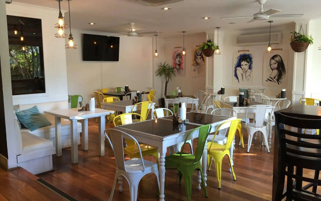 Hi Ho Beach Apartments on Broadbeach