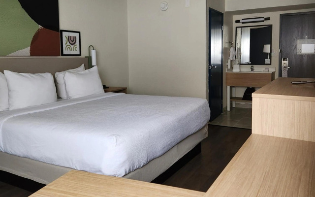 Spark by Hilton Wichita East