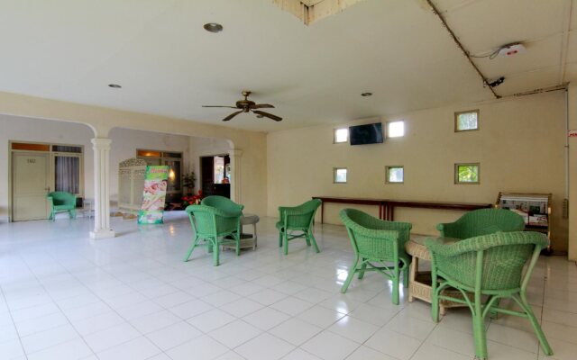 Hotel GRAND ROSELA Yogyakarta