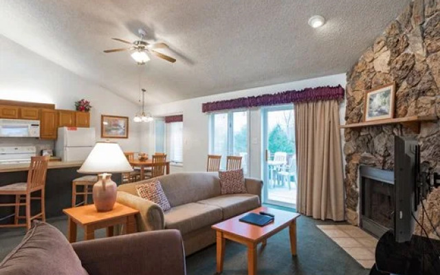 Crown Resorts at the Poconos