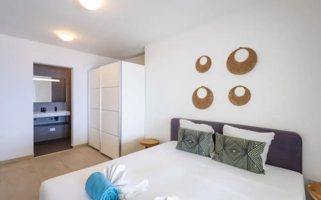 Shoreline Harmony at Villa Solana