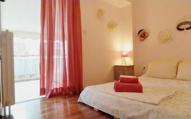 Experience the sweetest nest at Marina Zea