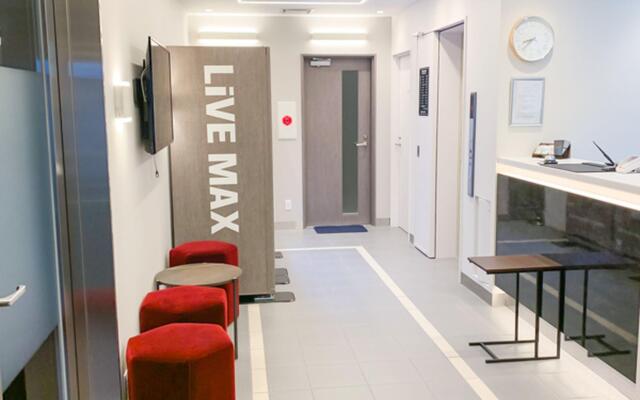 HOTEL LiVEMAX IKEBUKUROEKIMAE