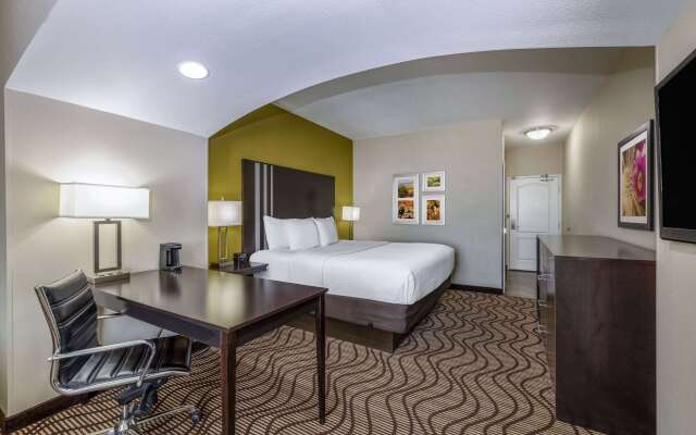 La Quinta Inn & Suites by Wyndham Artesia