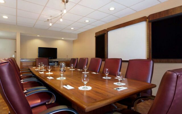 Radisson Hotel Akron/Fairlawn