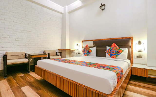 FabHotel Huda Sushant Lok