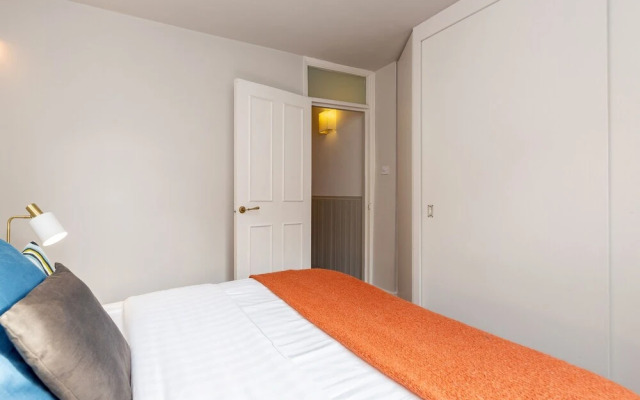 Vauxhall Park Views - 2 Bed Flat by BaseToGo