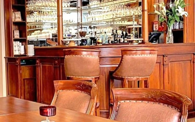 Friars Wynd Hotel