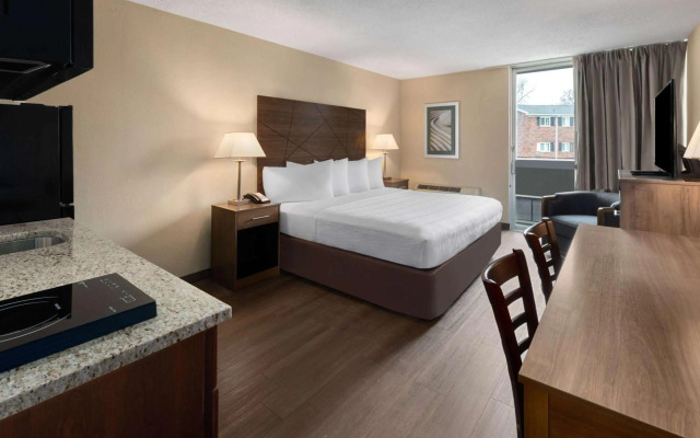 Quality Inn