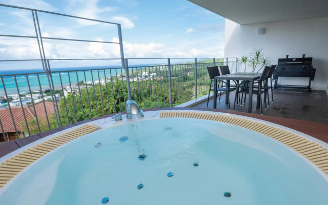 Condominium T-Room