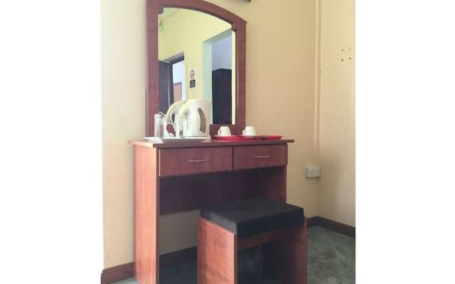 SkylineInn Hotel