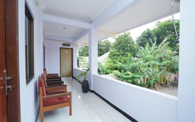 OYO 2003 Female Guest House