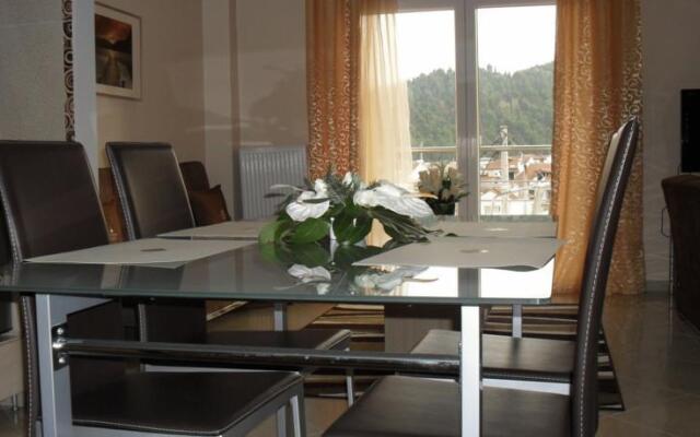 Kyknos De Luxe Suites