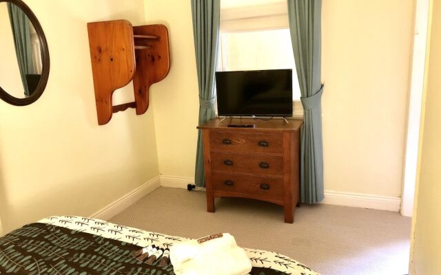 Victoria and Albert Guesthouse