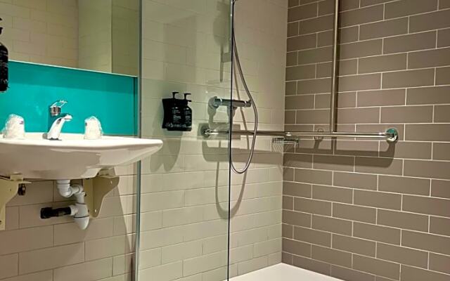 Holiday Inn Express - Marne-la-Valle Val d Europe, an IHG Hotel