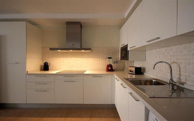 MarLenghi Apartments 3B