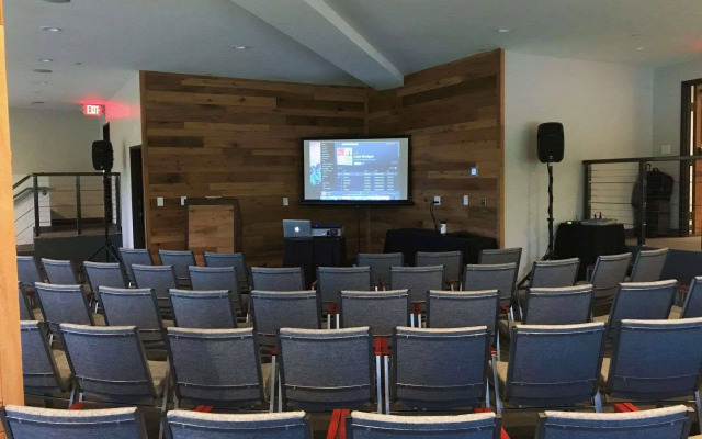 Park City Peaks Hotel