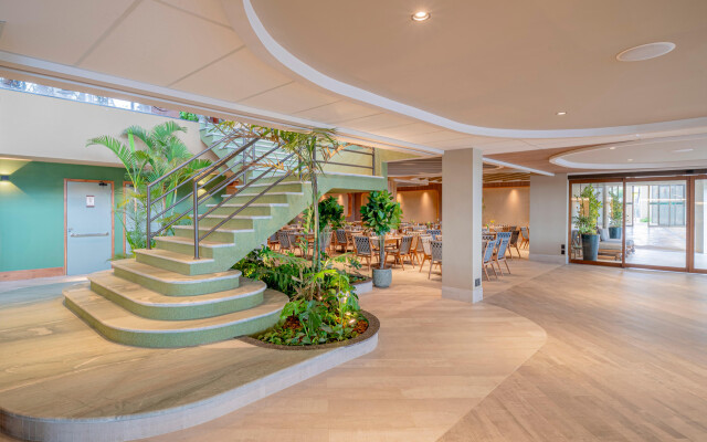 Beach Park Suites Resort
