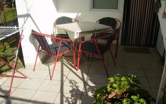 Dobri - 500 m from beach - A2(2+2)