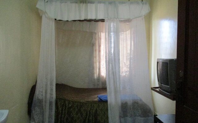 Ganjoni Wananchi Hotel