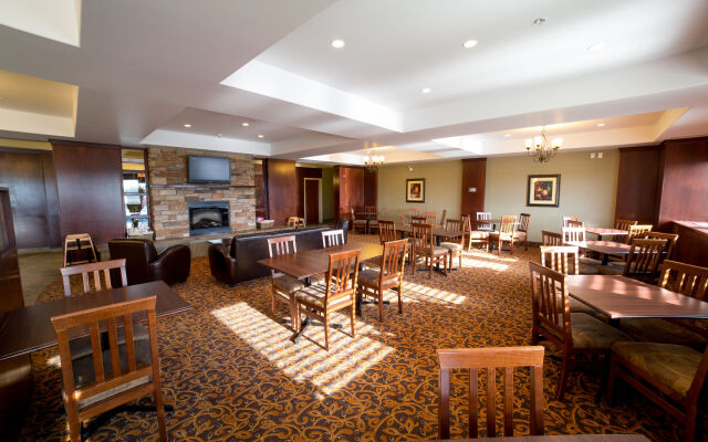 Holiday Inn Express Hotel & Suites Drayton Valley by IHG