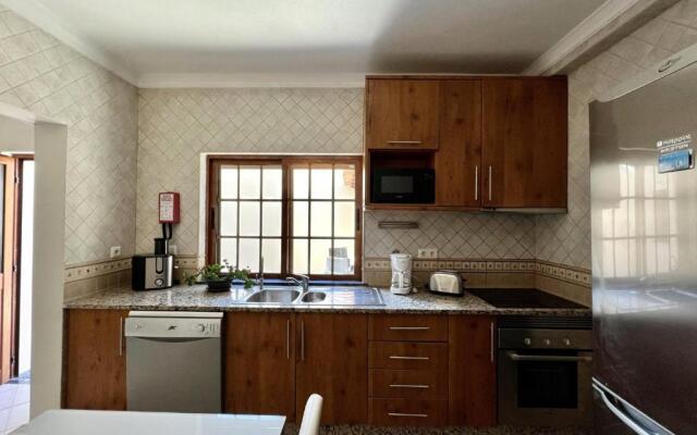 Loulé Central House by Homing