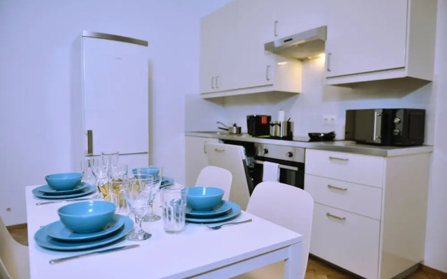 Jimmy's Apartments Suites