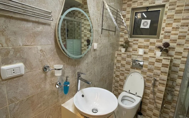 Al-burj Apart at 7th Circle 208