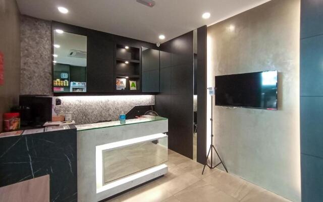 OYO 89578 Dung Fang Hotel No. 1 Sibu